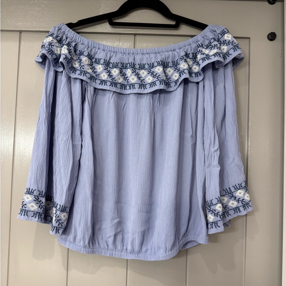 Altar'd State Light Blue Embroidered Bohemian Shirt Womens Small - Picture 1 of 9